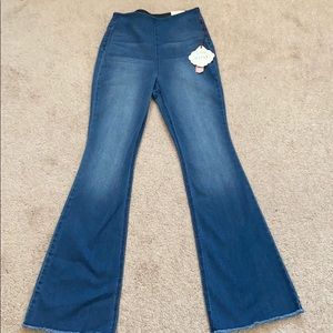 Knox Rose high rise pull-on flare jeans